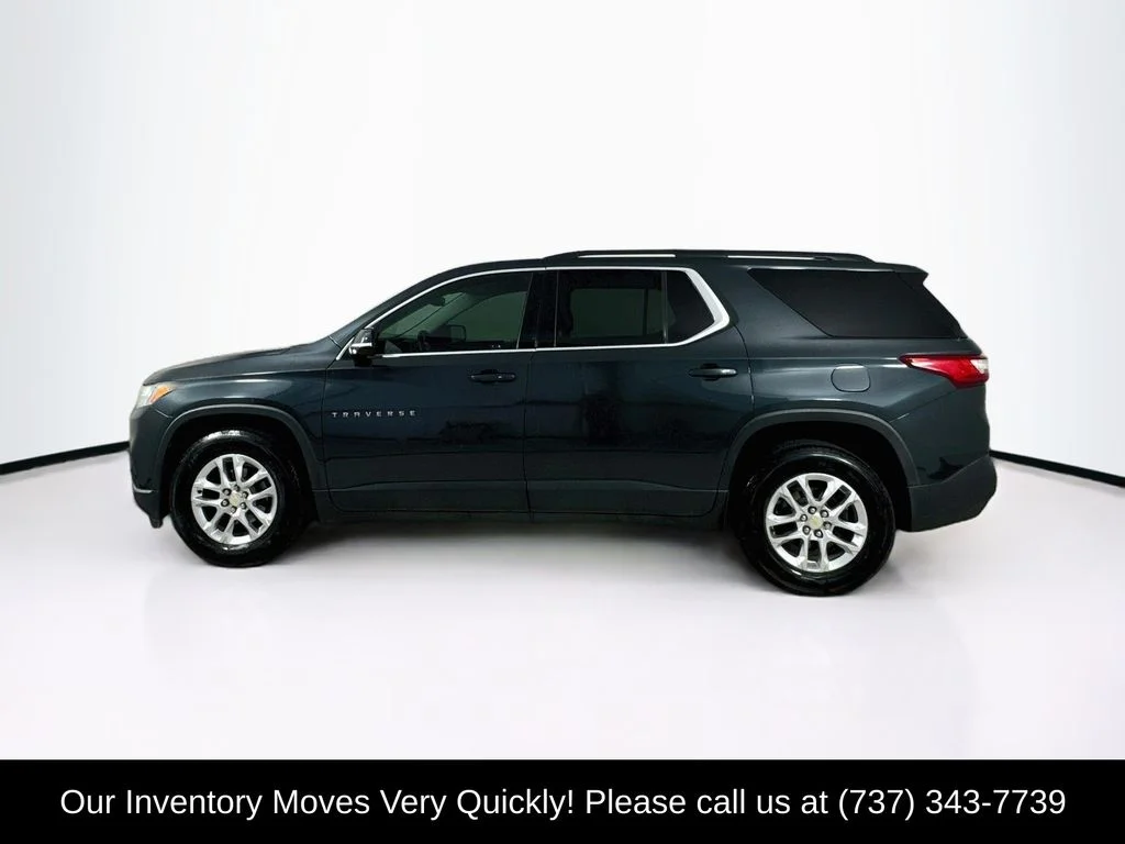 Used 2020 Graphite Metallic Chevrolet LT image 4