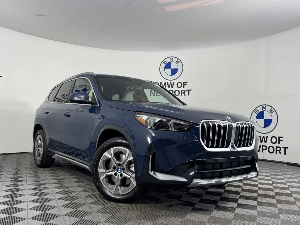 New 2026 Night Dusk Blue Metallic BMW xDrive28i image 3
