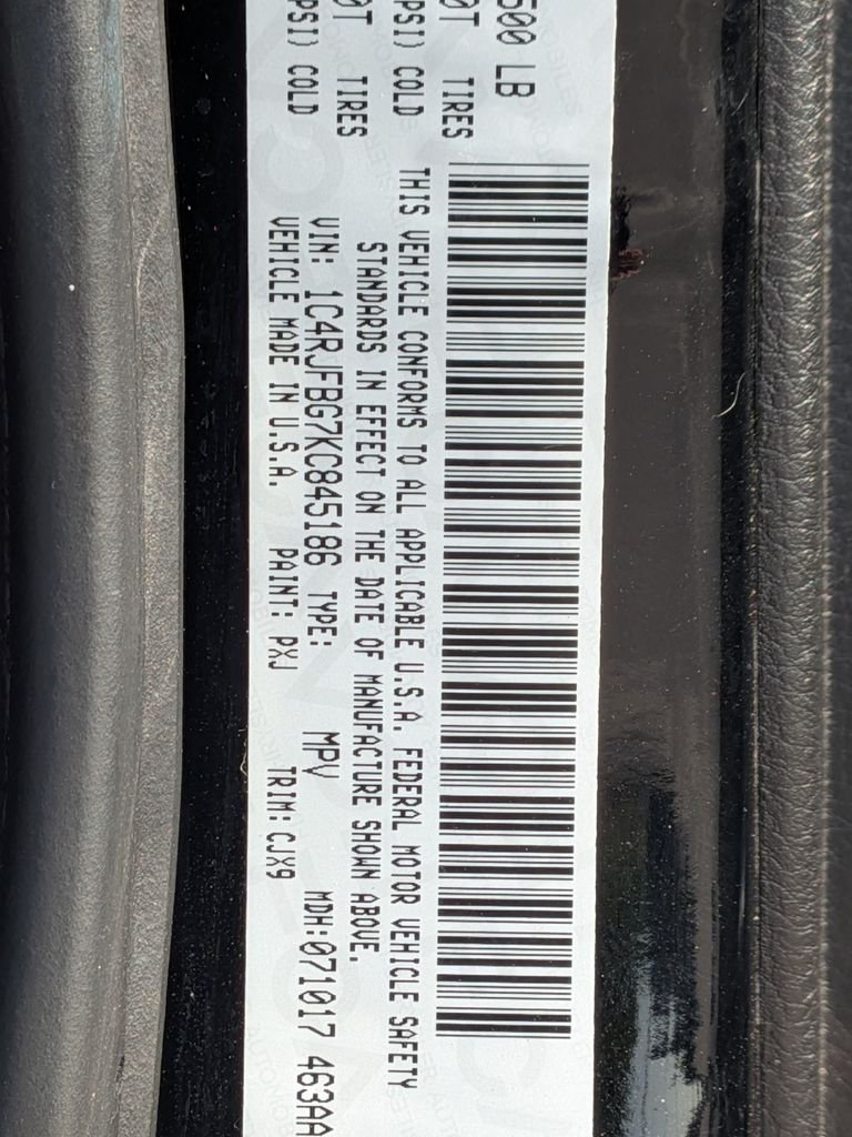 Used 2019 Black Jeep Limited image 29