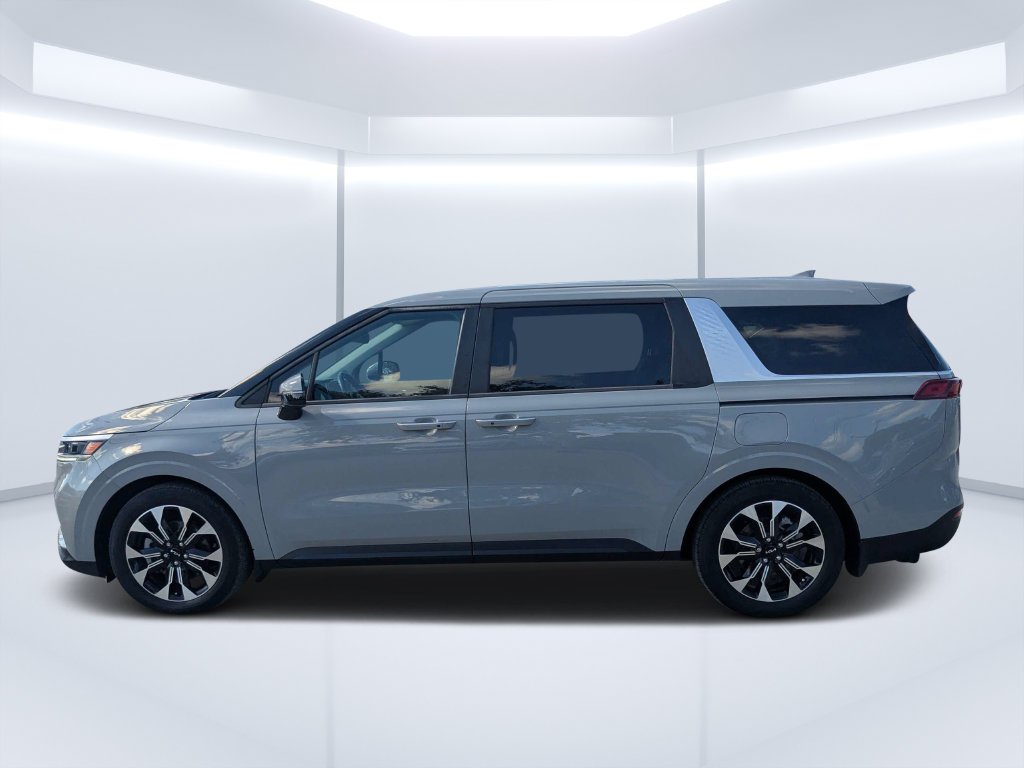 Used 2024 White Kia EX image 8