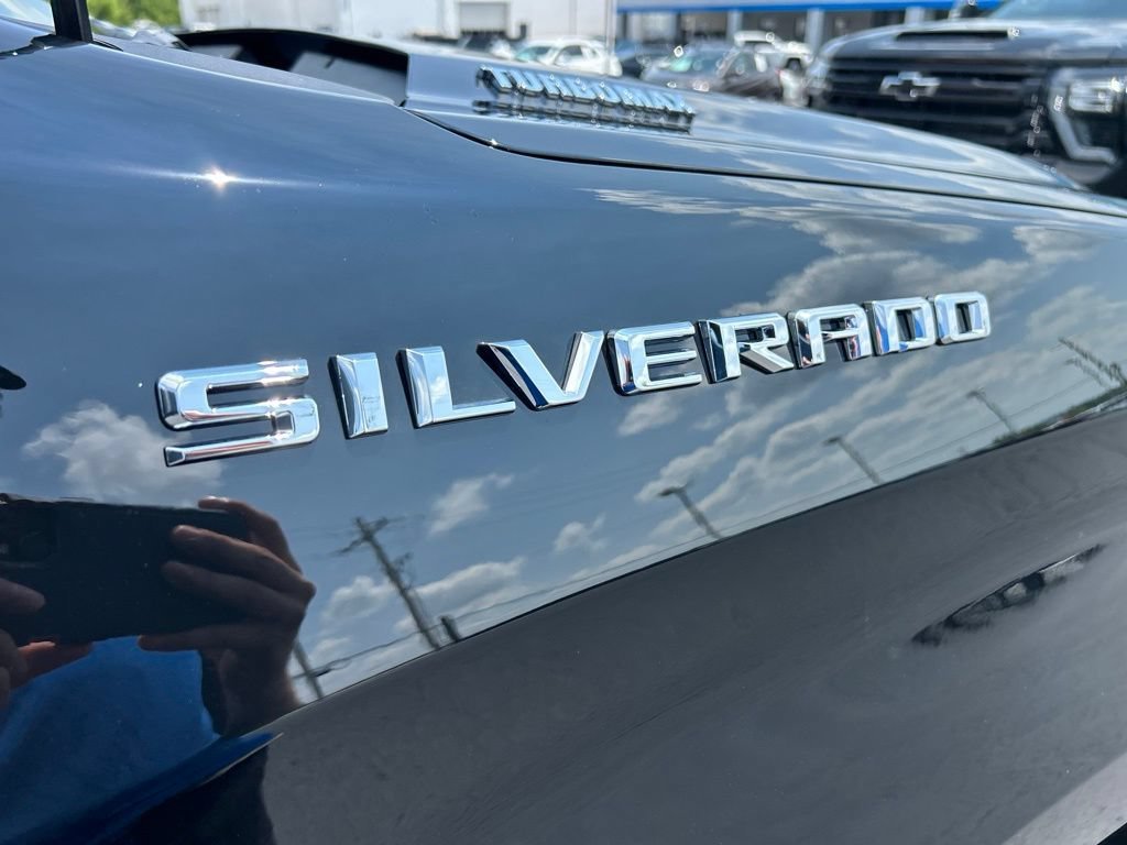 New 2026 Black Chevrolet LT image 13