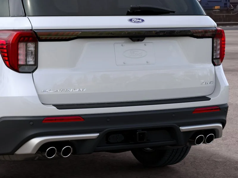 New 2027 Star White Metallic Tri-Coat Ford Platinum™ image 23