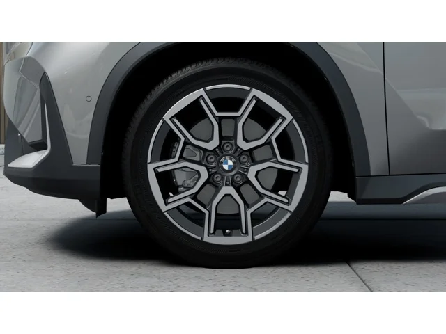 New 2026 Silver BMW xDrive28i image 7