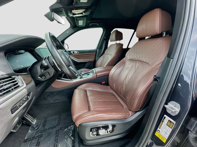 Certified Used 2022 Gray BMW sDrive40i image 21