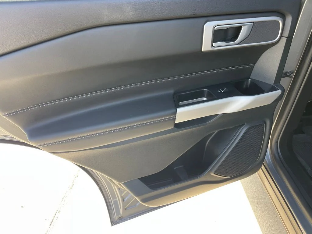 Used 2024 Gray Ford XLT image 24