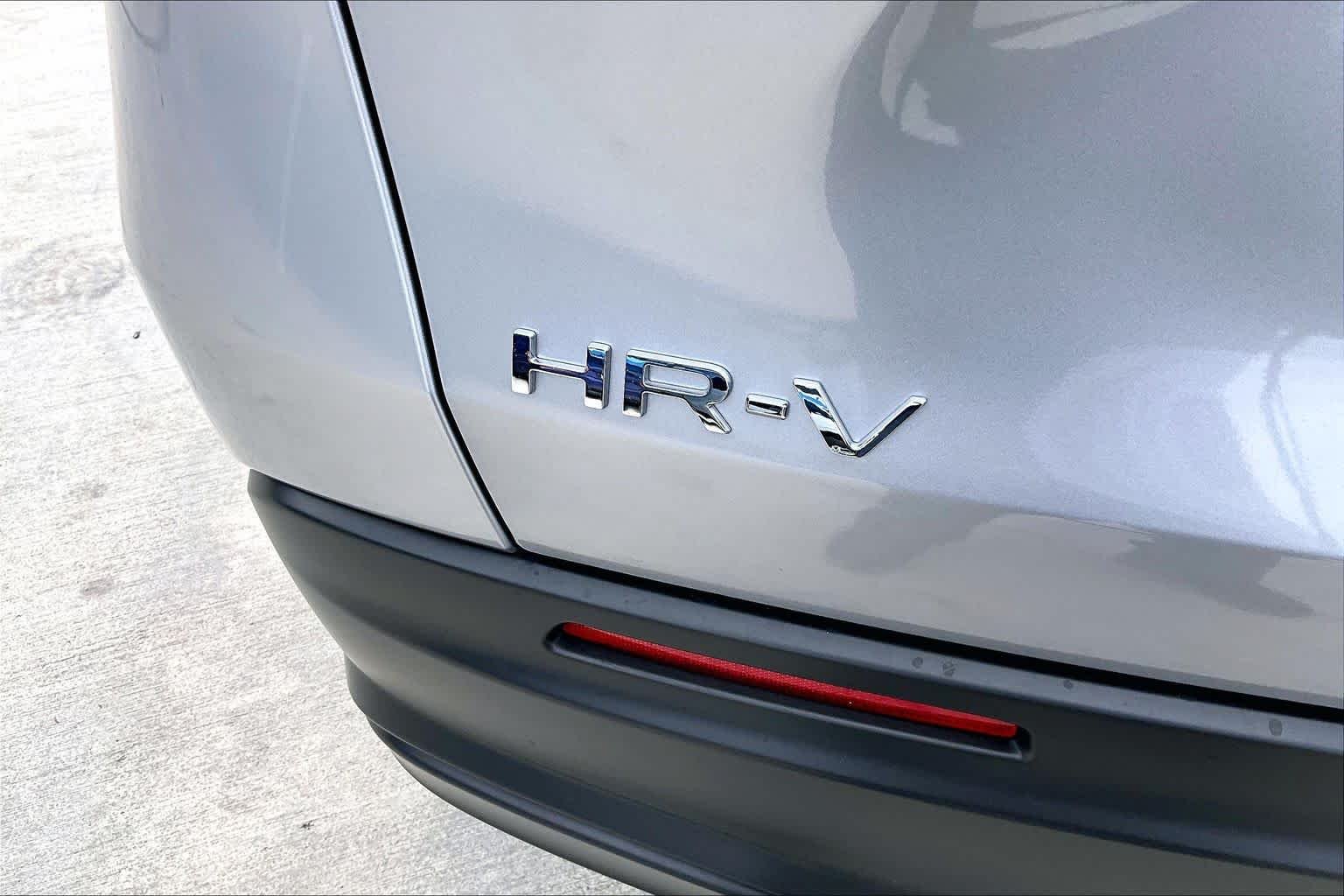 Used 2026 Solar Silver Metallic Honda LX image 10
