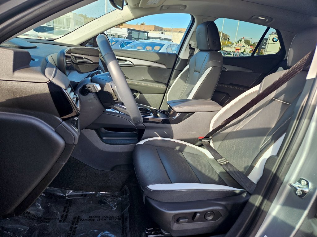 2025 Buick Envision Sport Touring - Photo 10