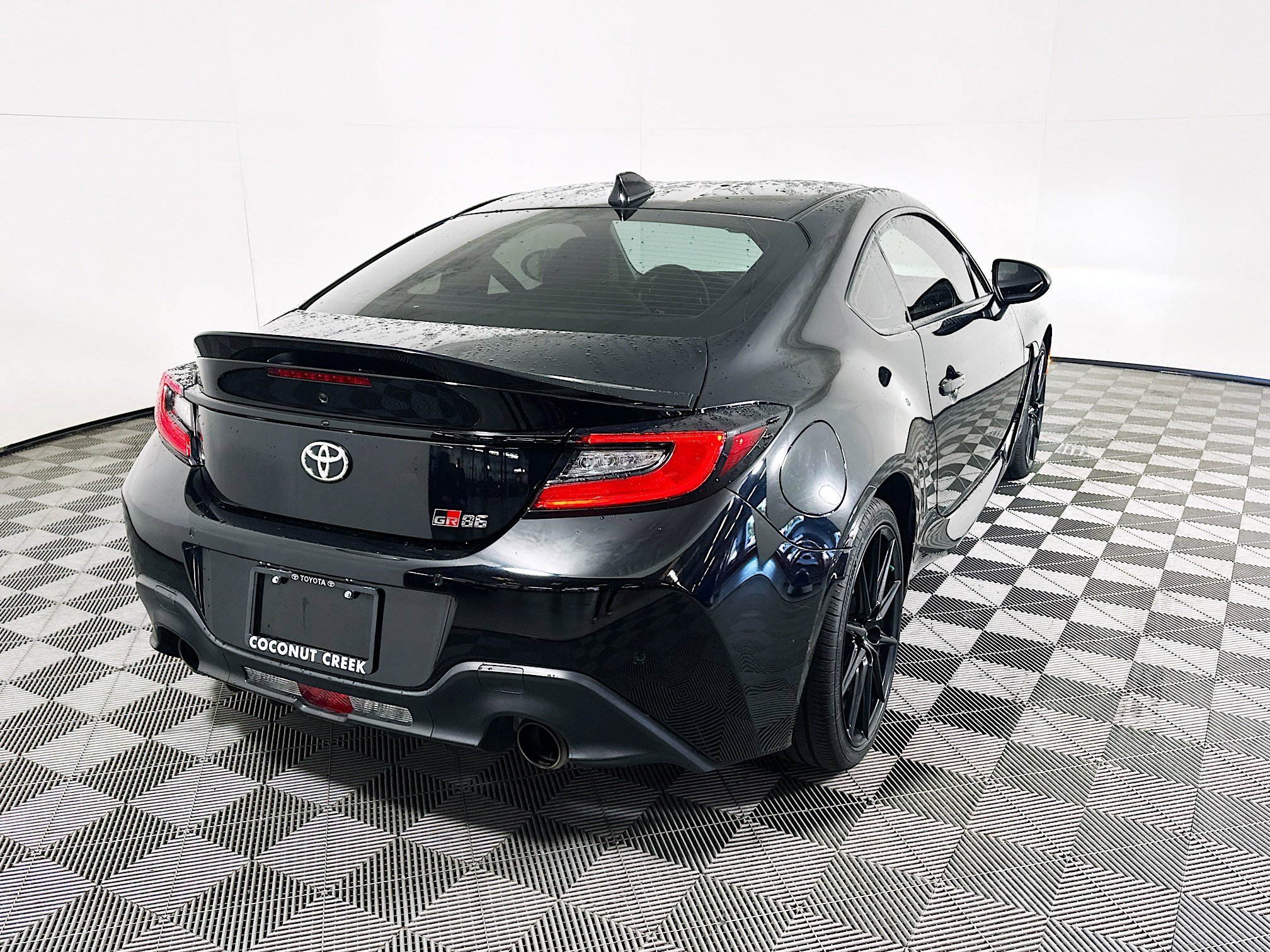 2022 Toyota GR86 thumbnail 5