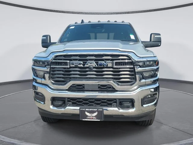 2026 RAM 2500 Tradesman - Photo 2