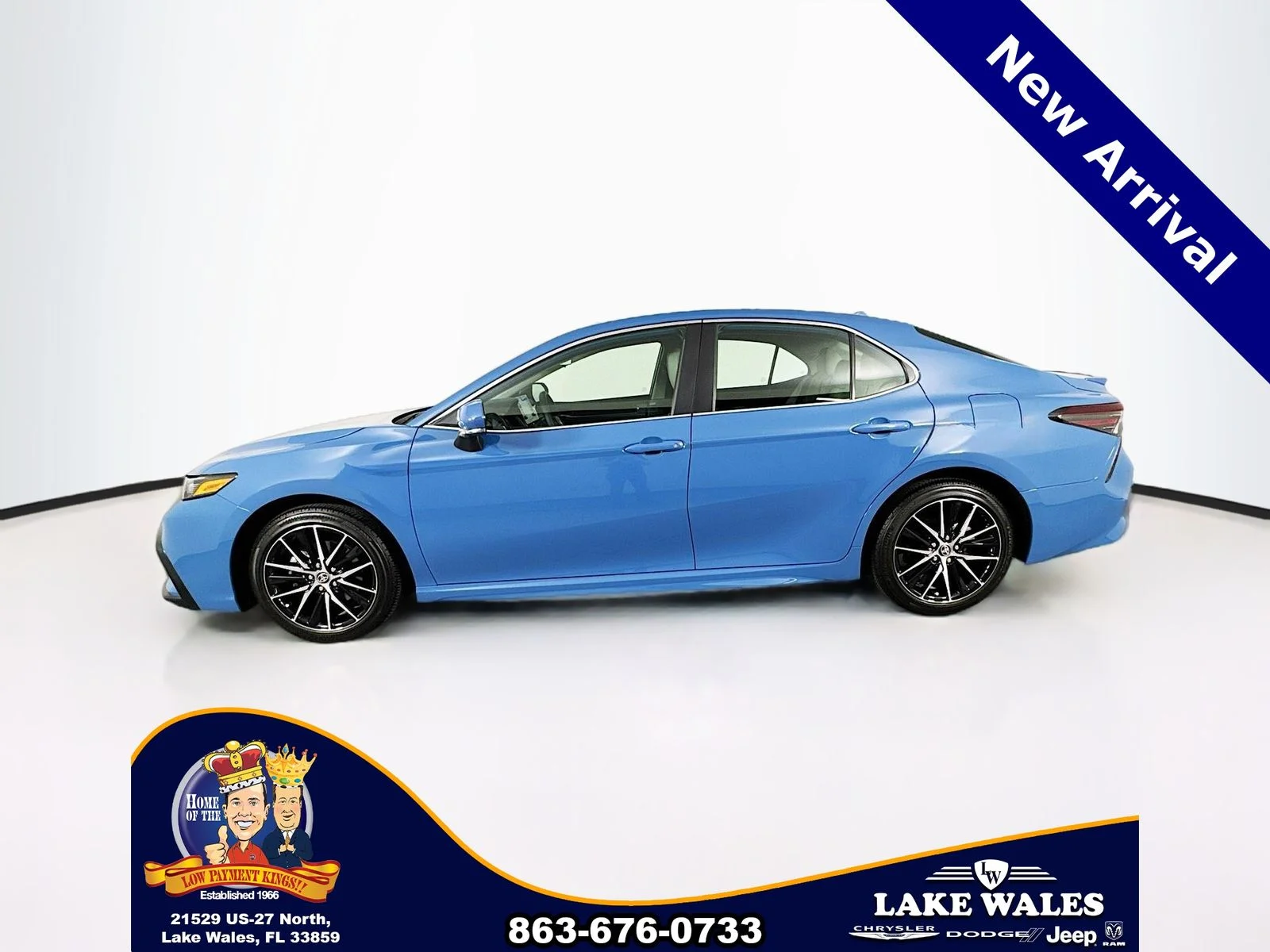Used 2024 Blue Toyota SE image 4