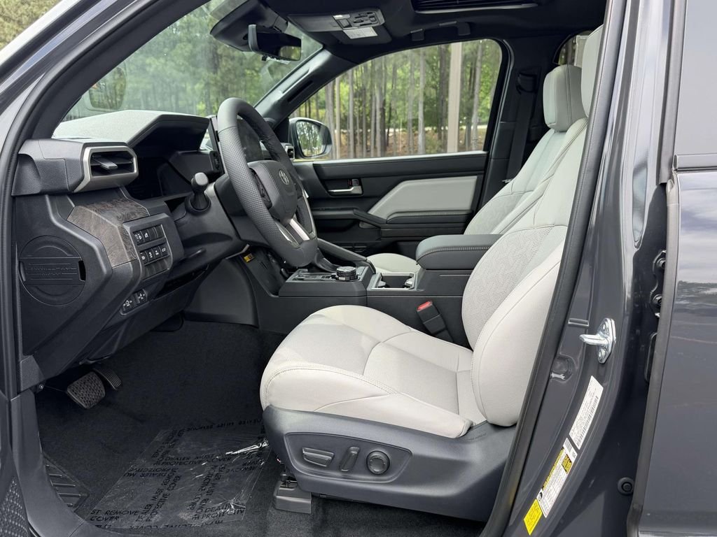 2026 Toyota Tacoma Limited - Photo 15