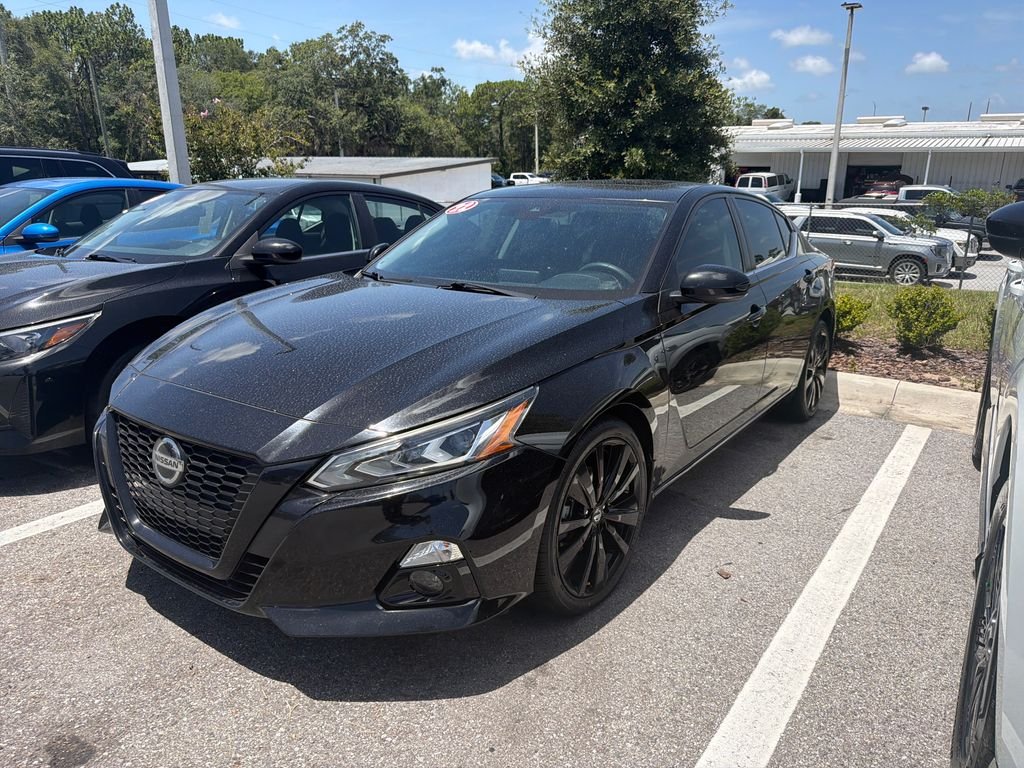 Used 2022 Black Nissan 2.5 SR image 1