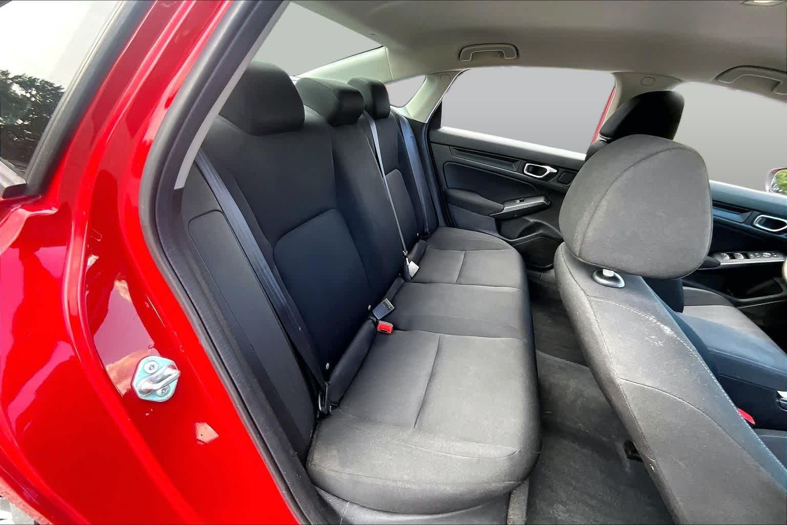 Used 2022 Rallye Red Honda LX image 20