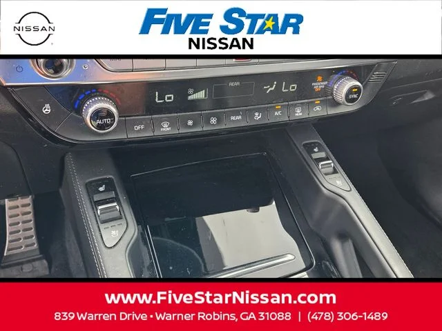 Used 2022 Black Kia SX image 23
