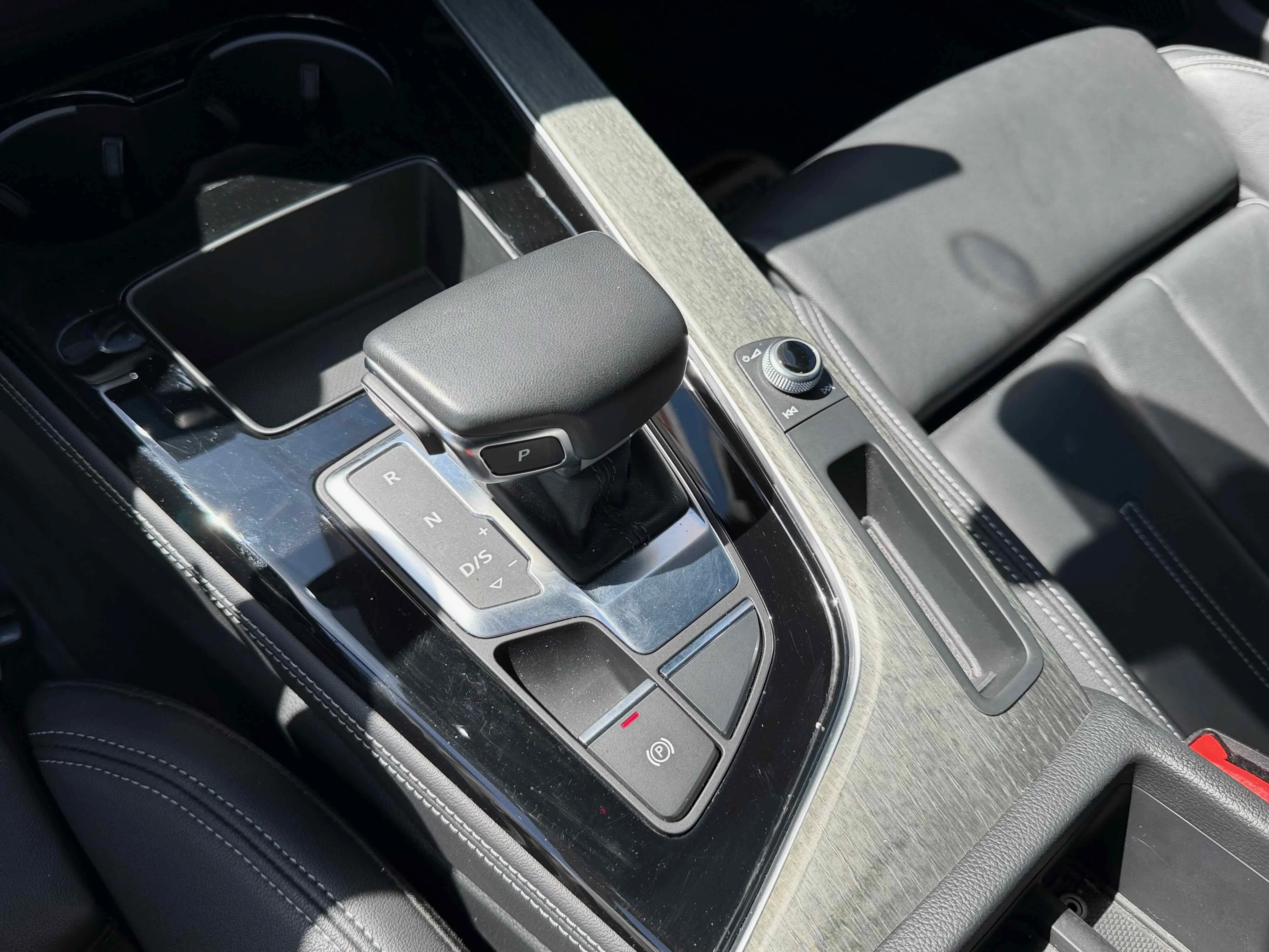 Used 2023 Black Metallic Audi S line Premium Plus image 23