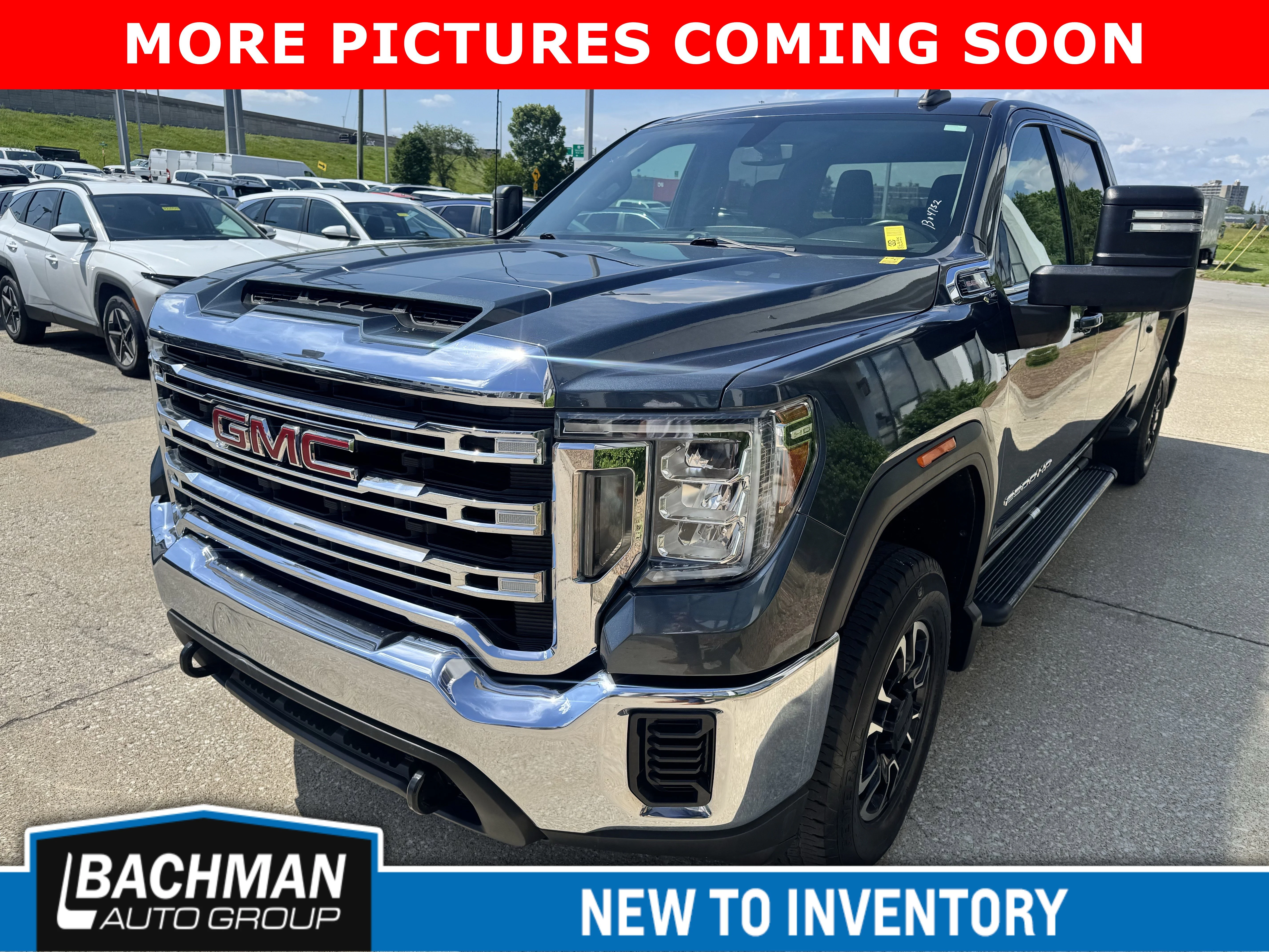 2020 GMC Sierra 4WD Crew Cab Standard Box SLE's photo