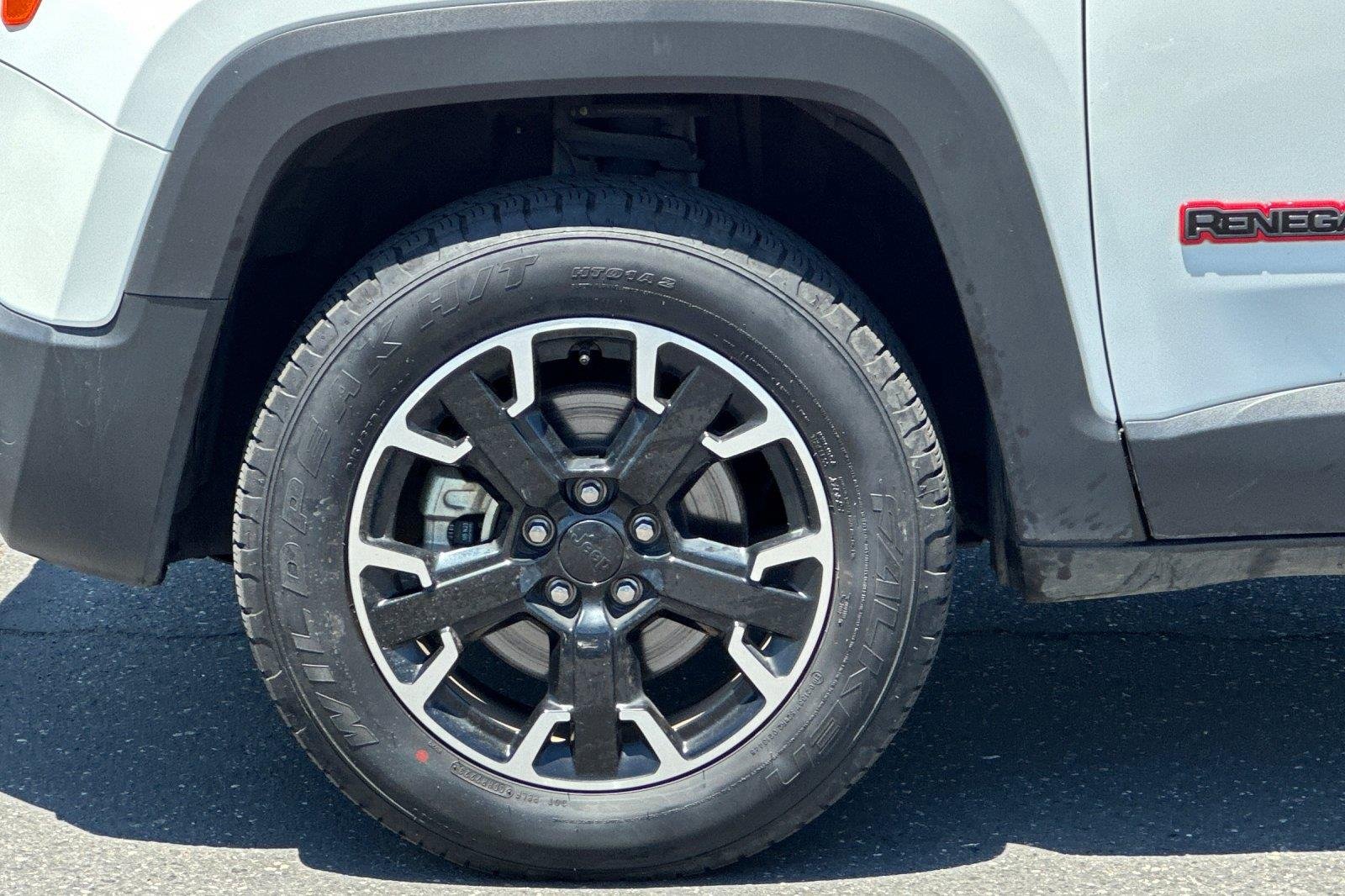 Used 2023 WHITE JEEP UT image 26