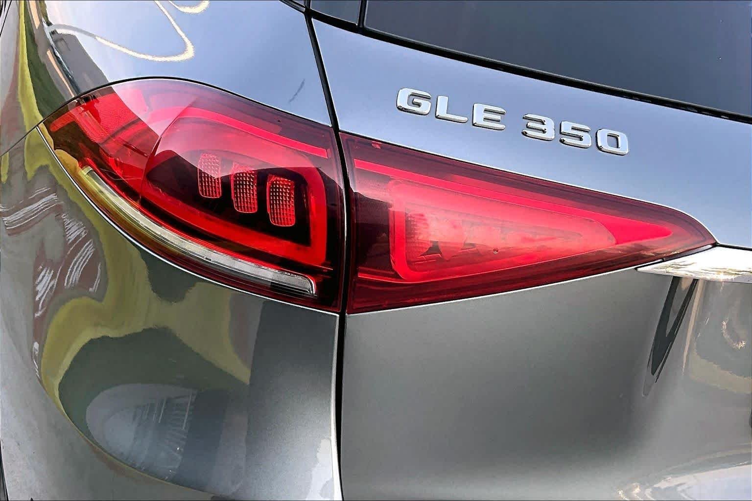 Used 2020 Selenite Grey Metallic Mercedes-Benz GLE 350 image 25