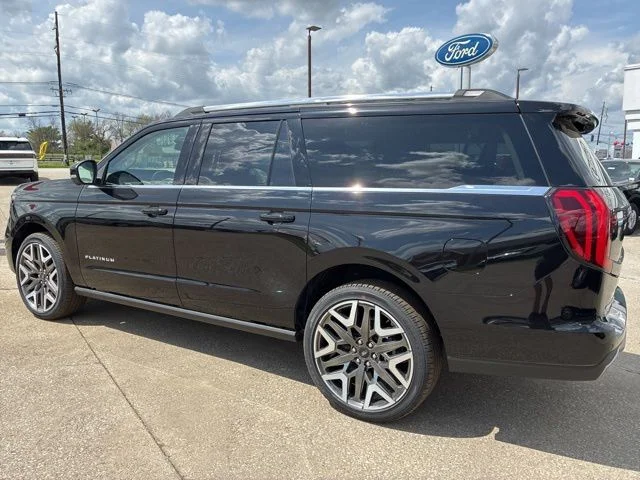 New 2026 Black Ford Platinum image 3