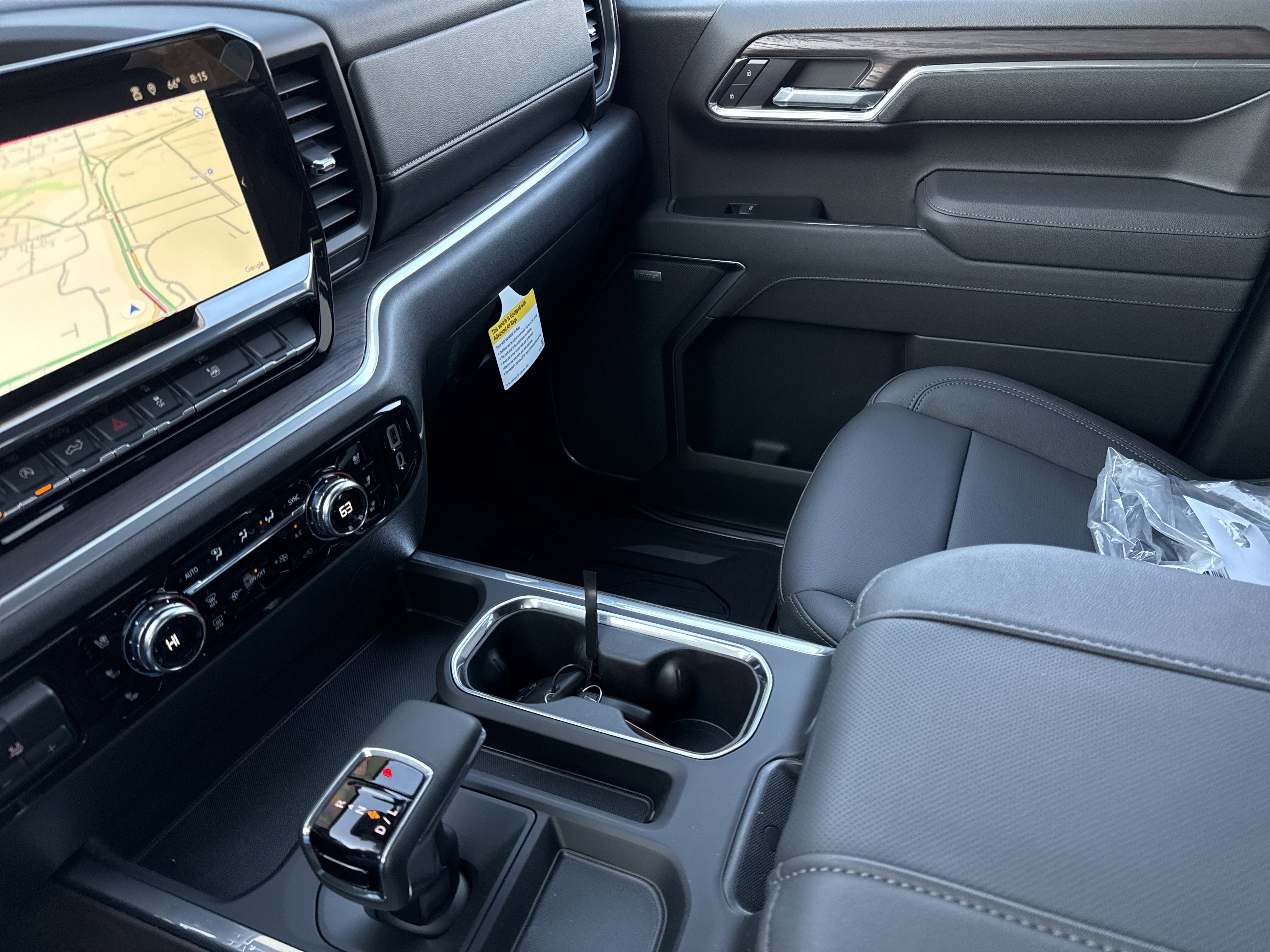2026 GMC Sierra 1500 SLT - Photo 24