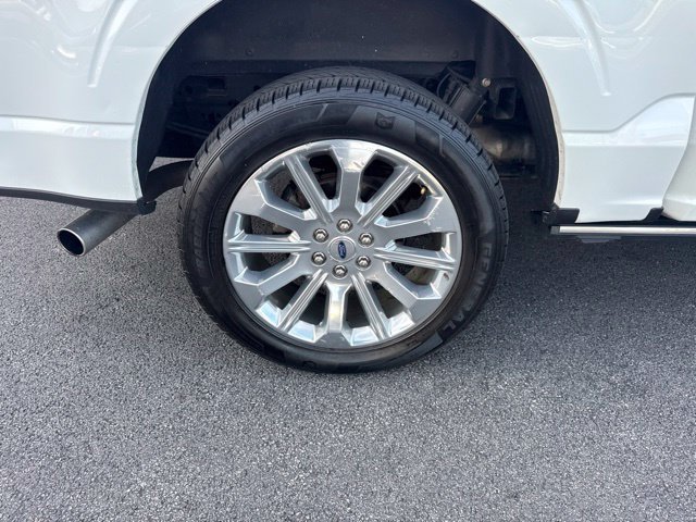 Used 2023 White Ford Limited image 11