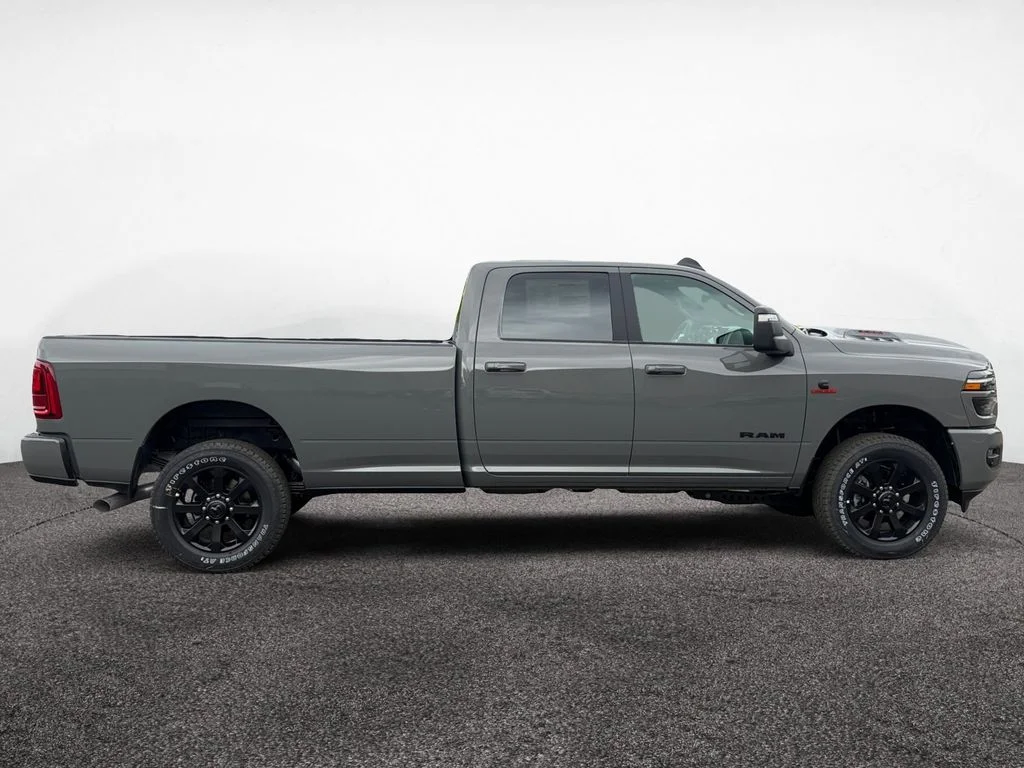 New 2026 Ceramic Gray Clear-Coat Exterior Paint RAM Laramie image 6