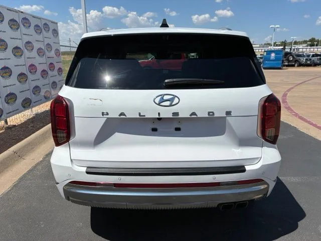Used 2025 Hyper White Hyundai Calligraphy image 5