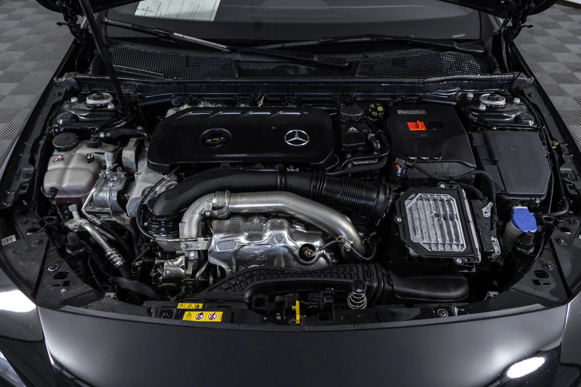 Used 2025 Black Mercedes-Benz 4MATIC® image 46