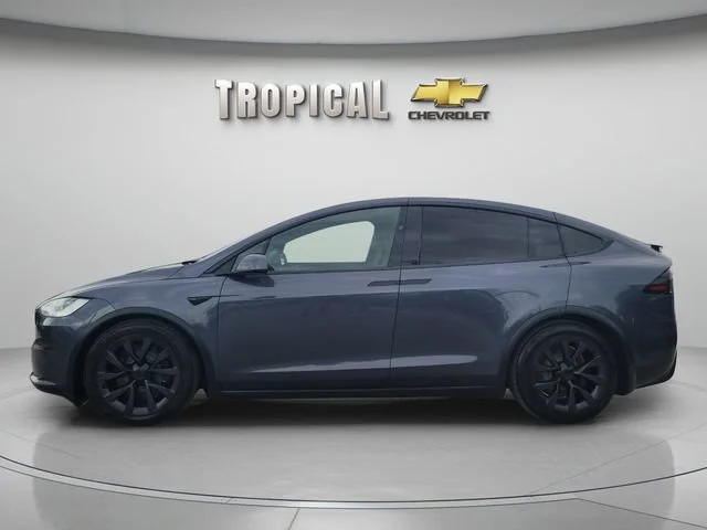 Used 2022 Gray Tesla Plaid image 2