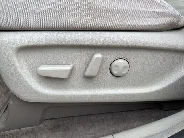 Used 2015 Blue Kia LX image 14
