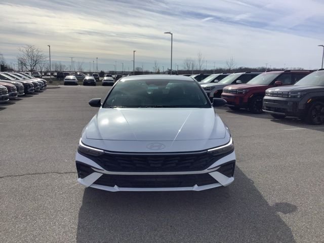 New 2026 White Hyundai SEL Sport image 2