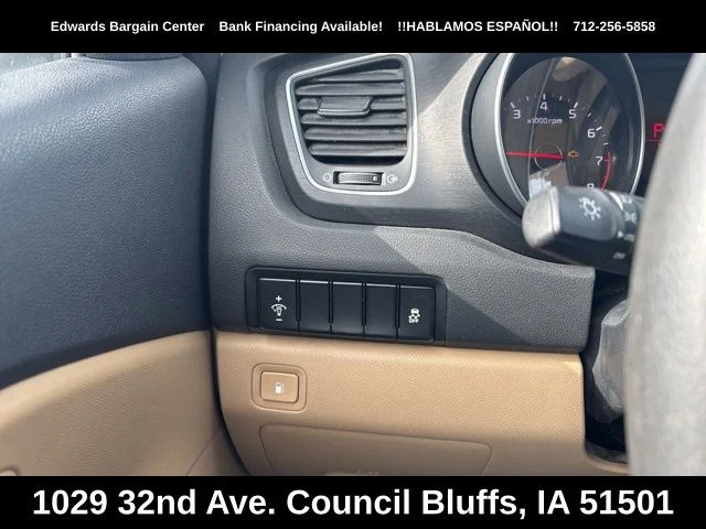 Used 2015 White Kia LX image 22