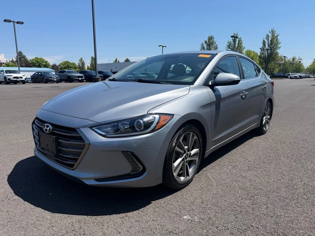 Used 2017 Shale Gray Metallic Hyundai Limited image 3