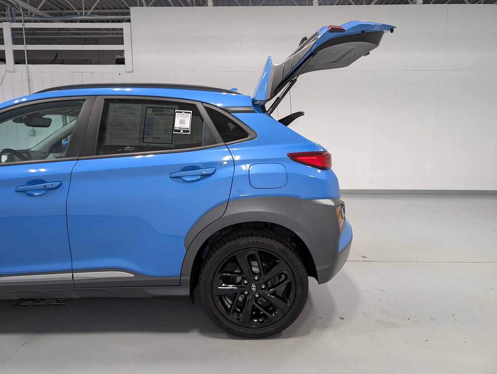 Used 2020 Surf Blue Hyundai Ultimate image 11