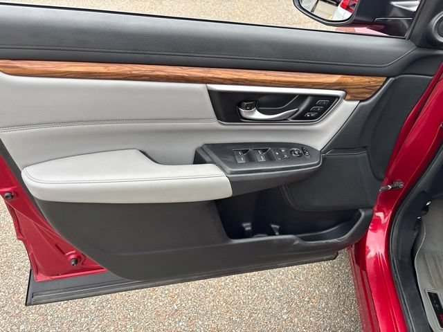 Used 2020 Red Honda Touring image 14