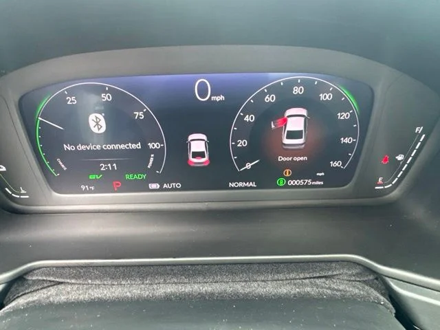 Used 2025 White Honda EX-L image 7