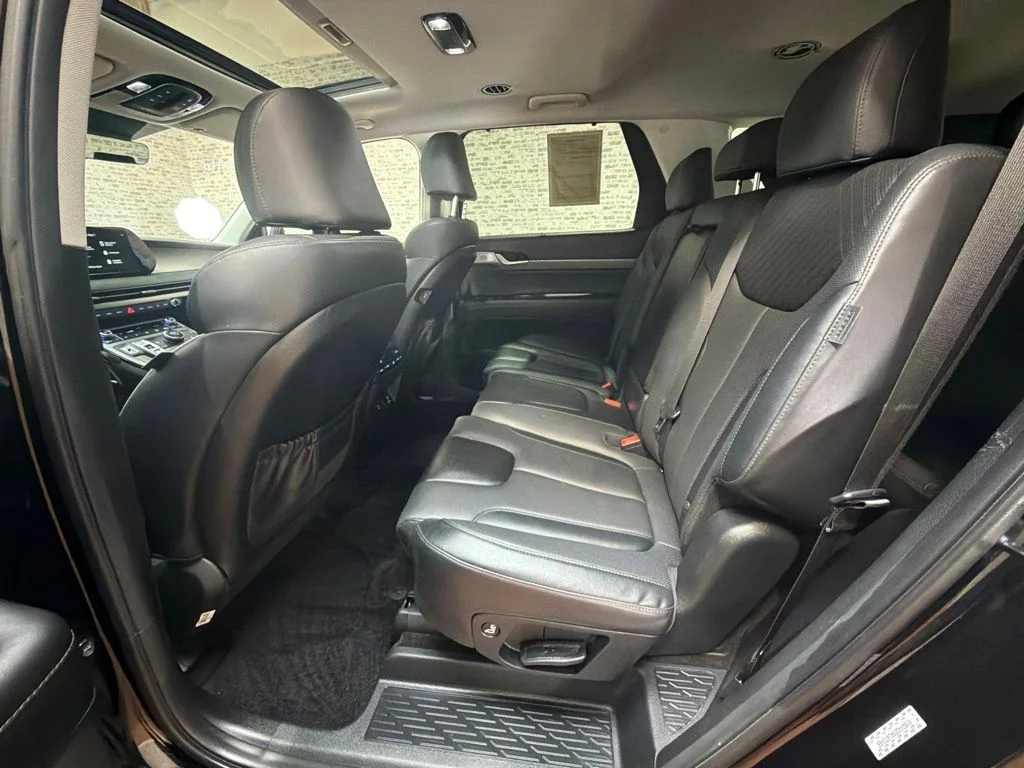 Used 2024 Abyss Black Pearl Hyundai SEL image 16