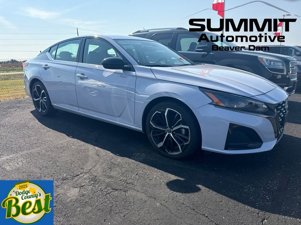 Used 2024 Gray Nissan 2.5 SR image 1