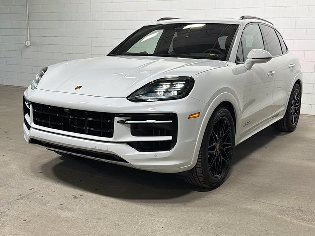 2026 Porsche Cayenne GTS