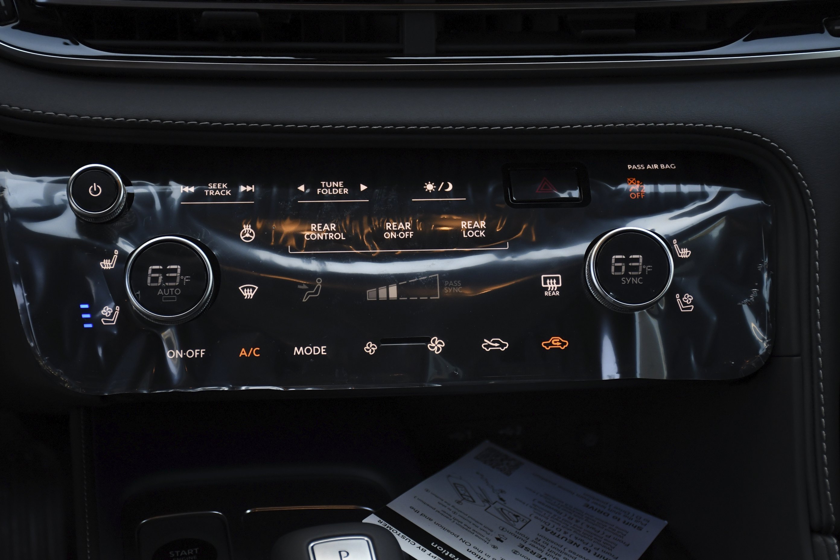 New 2026 RADIANT WHITE INFINITI Sport AWD image 17