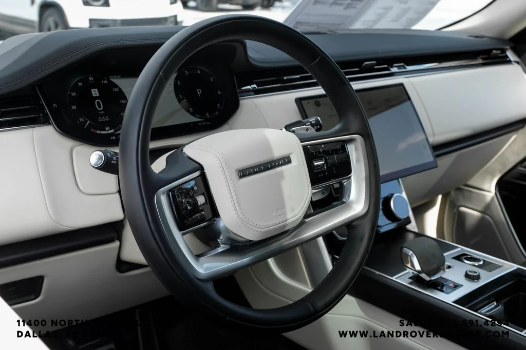 Used 2023 Silver Land Rover SE image 14