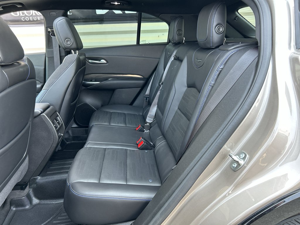 2024 Cadillac XT4 Sport - Photo 12