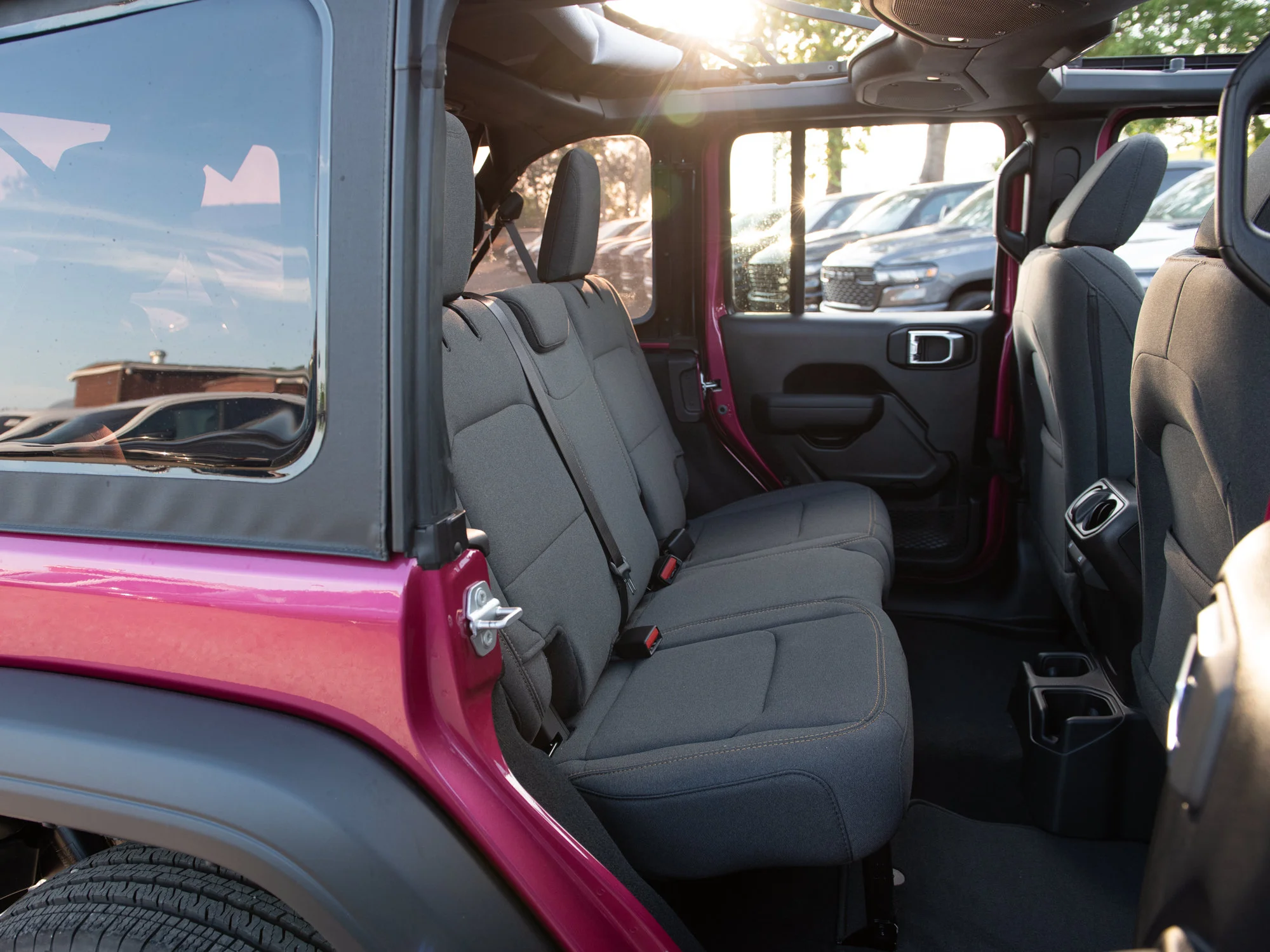 New 2026 limited edition tuscadero pearl Jeep Sport S* image 23