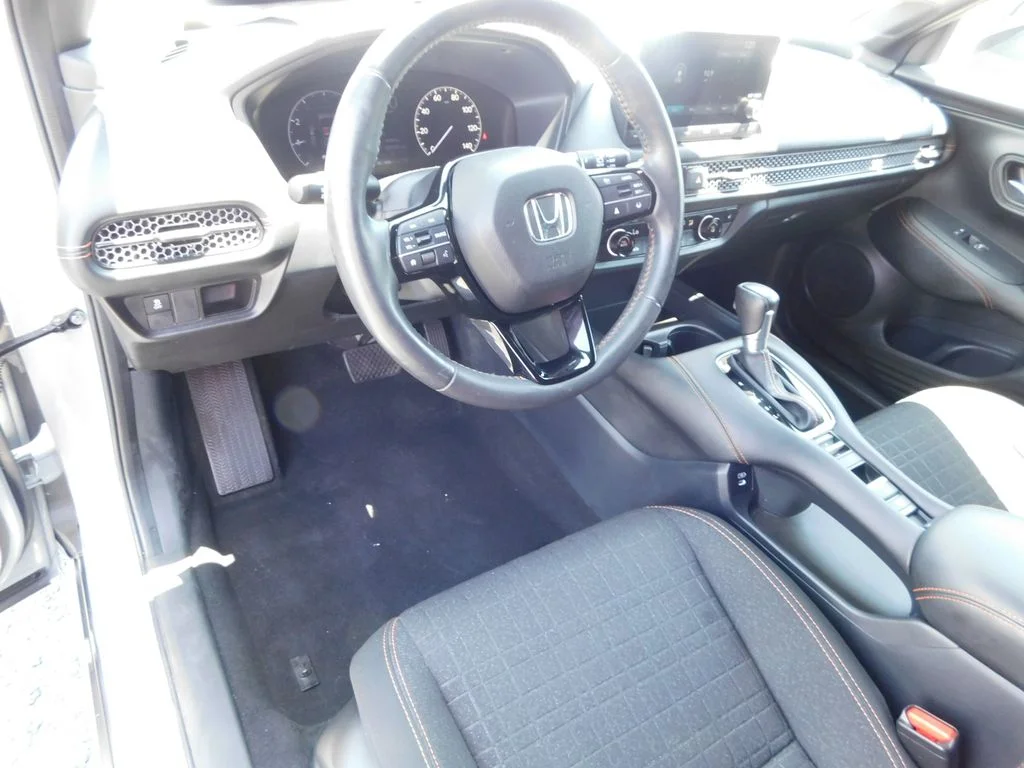 Used 2024 Gray Honda Sport image 13
