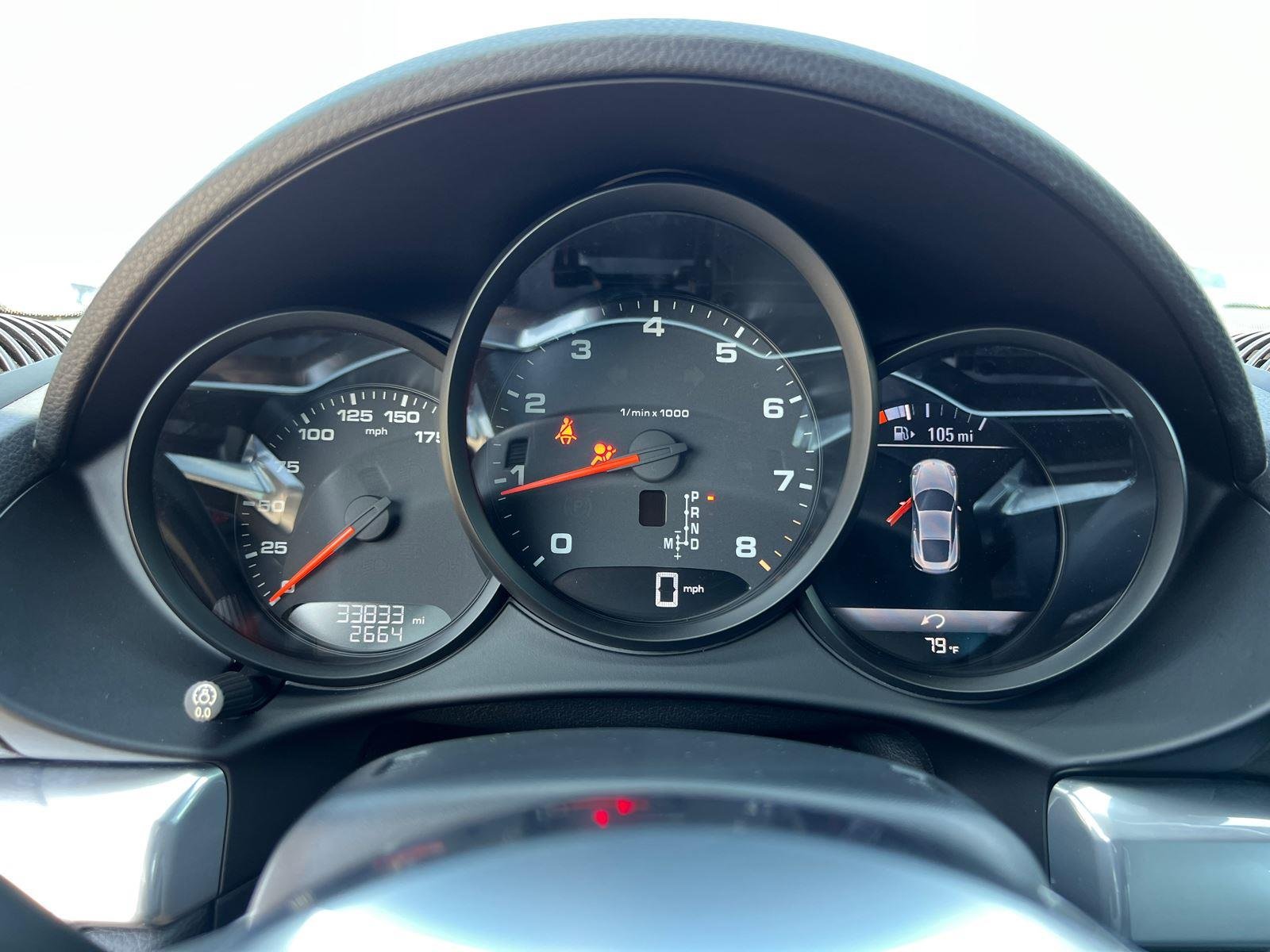 Used 2018 Rhodium Silver Metallic Porsche 718 Cayman image 19