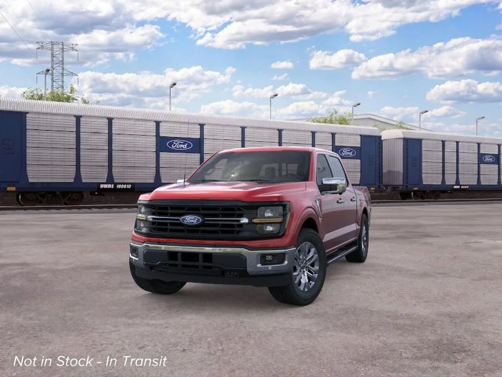 New 2026 Ruby Red Metallic Tinted Clearcoat Ford XLT image 2
