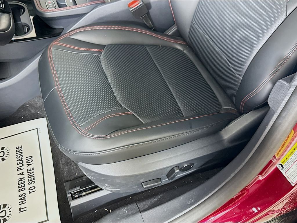 Used 2025 Molten Magenta Metallic Tinted Clearcoat Ford Premium image 23