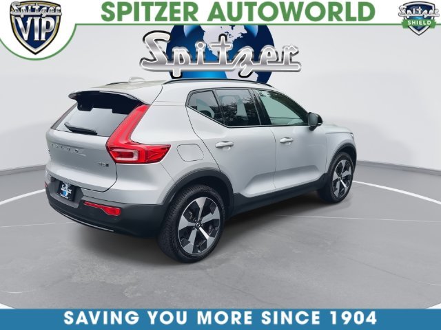 2023 Volvo XC40 Plus - Photo 16