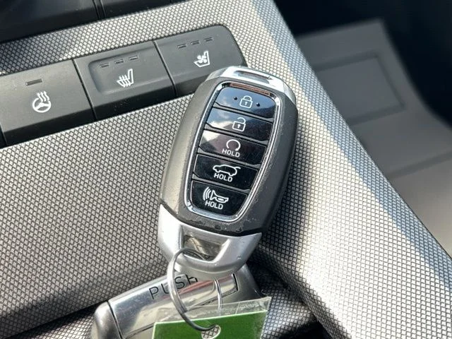 Used 2021 Silver Hyundai Calligraphy image 47
