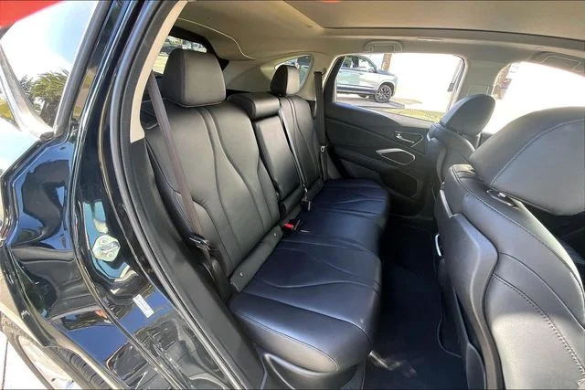 Used 2020  Acura Base image 26